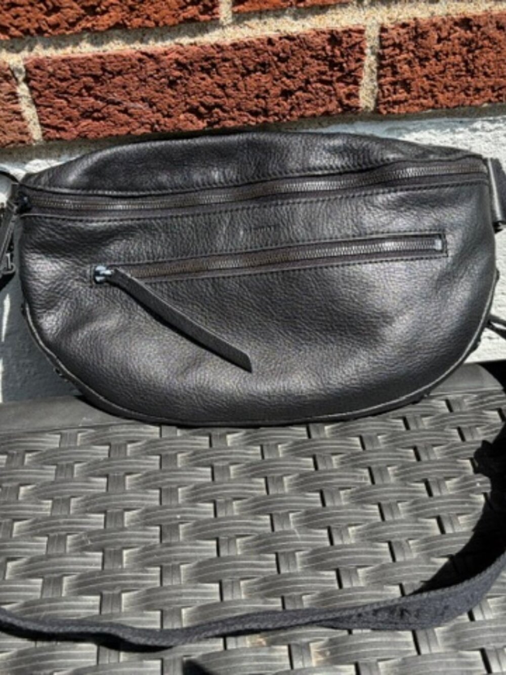 EUC Hammitt Charles Large Crossbody in Black Leather with gunmetal zippers